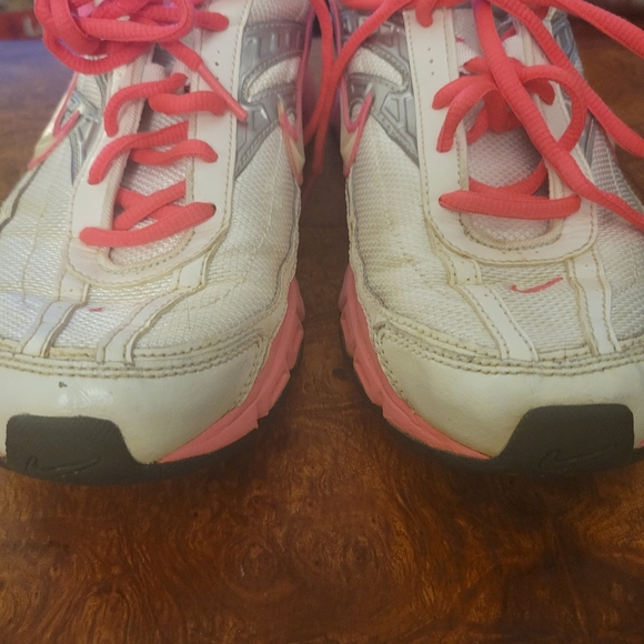 Nike women's Initiator sneakers  Hot pink - Picture 2 of 7